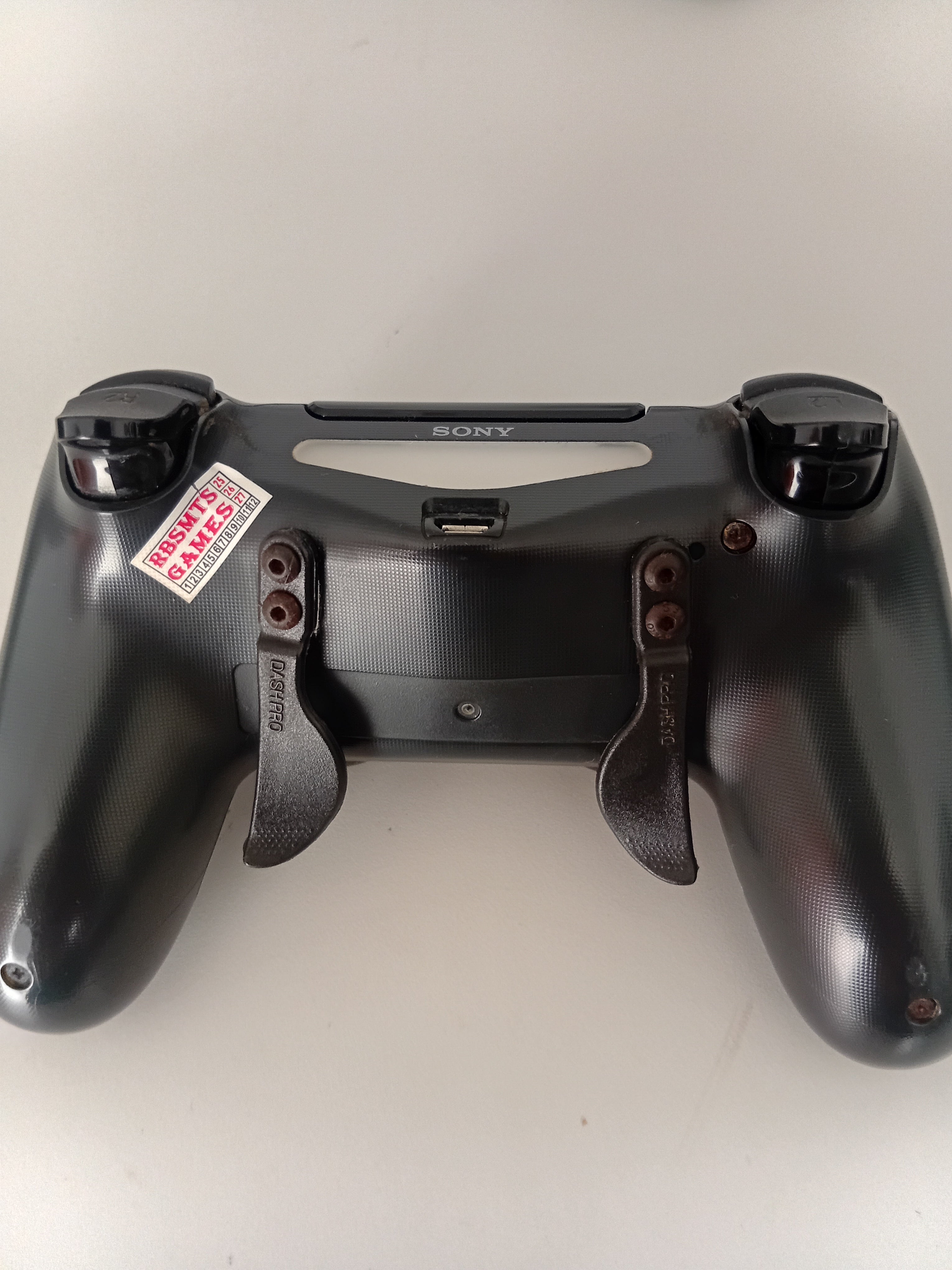 Controle DualShock 4 com Back Paddles